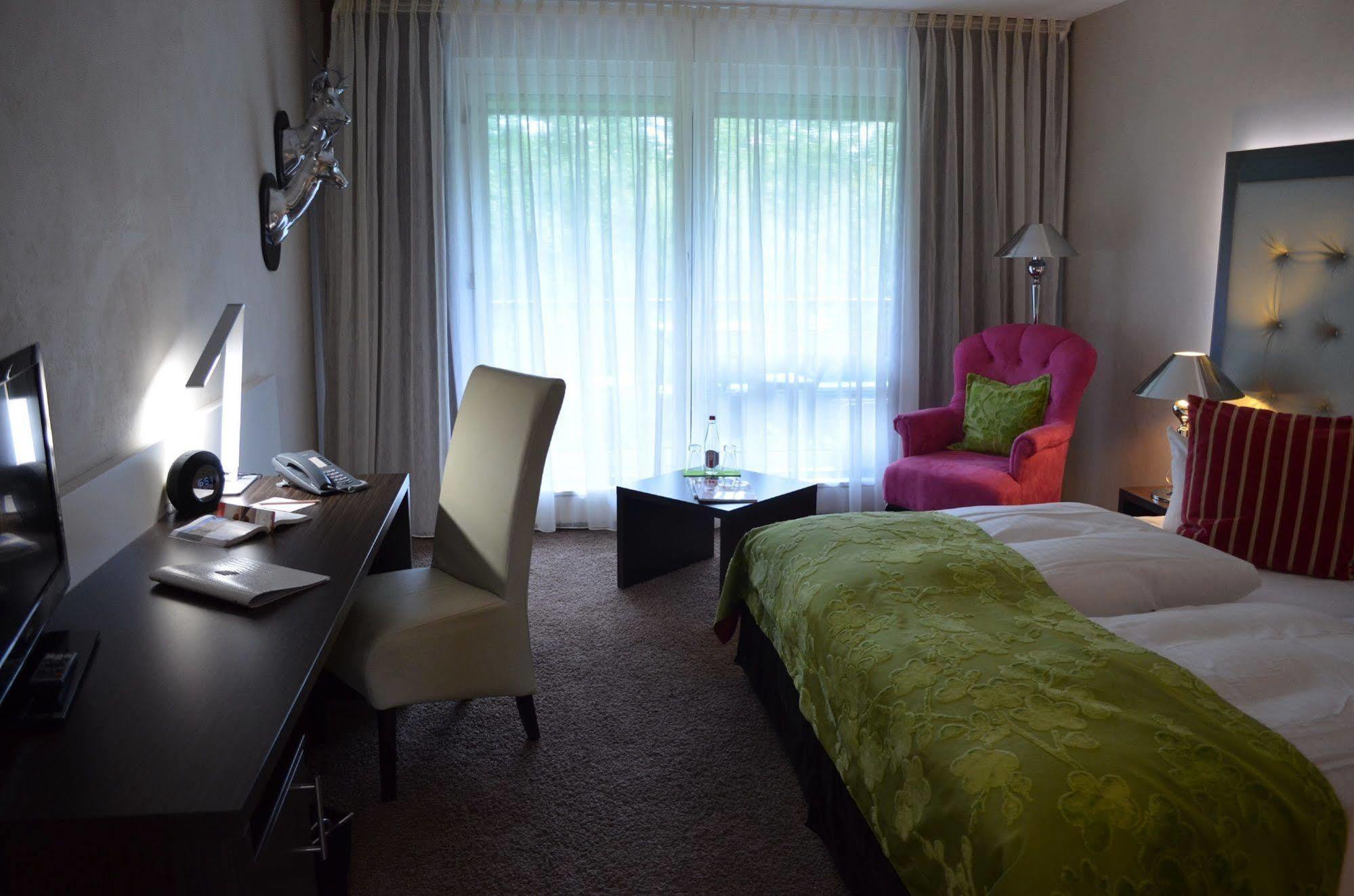 Schlosshotel Rettershof Kelkheim Eksteriør billede